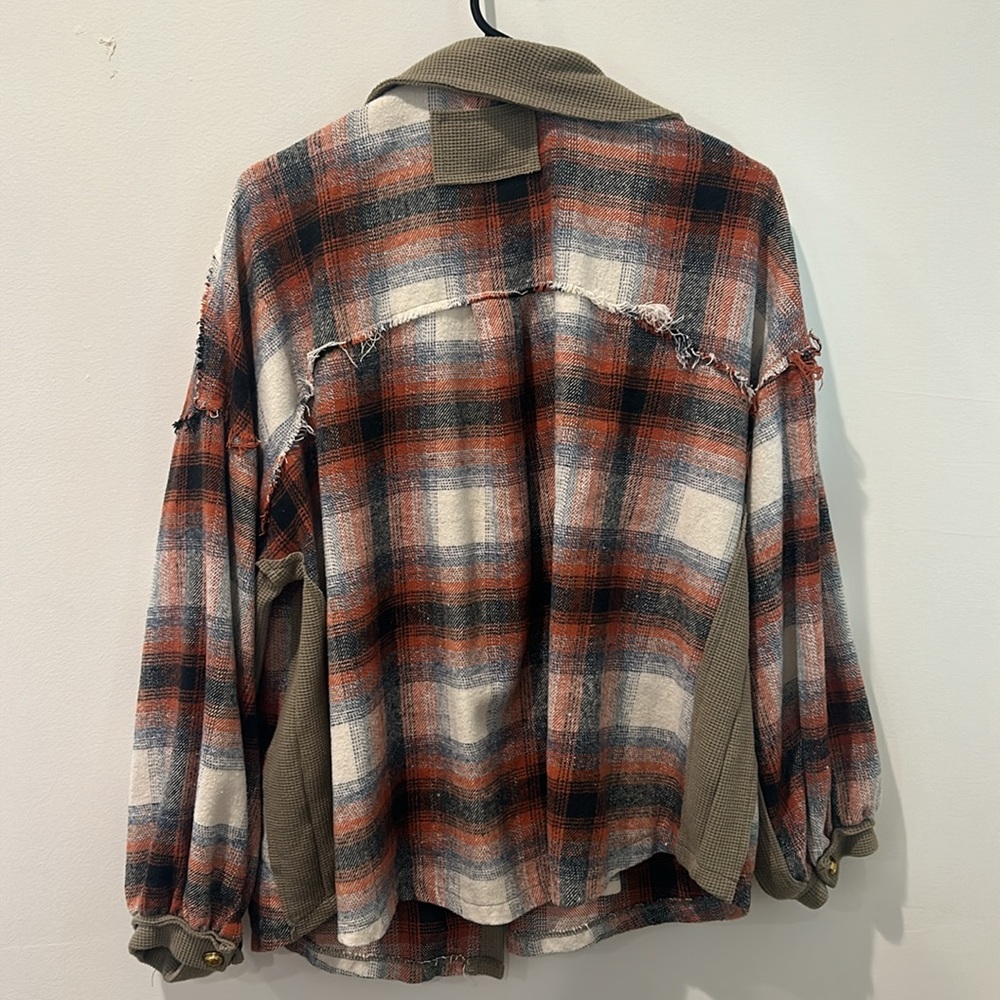 POL gold button shacket - Picture 2 of 2